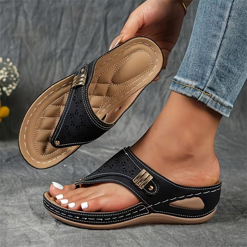 Navy | 快適でサポートのあるヒールサンダル